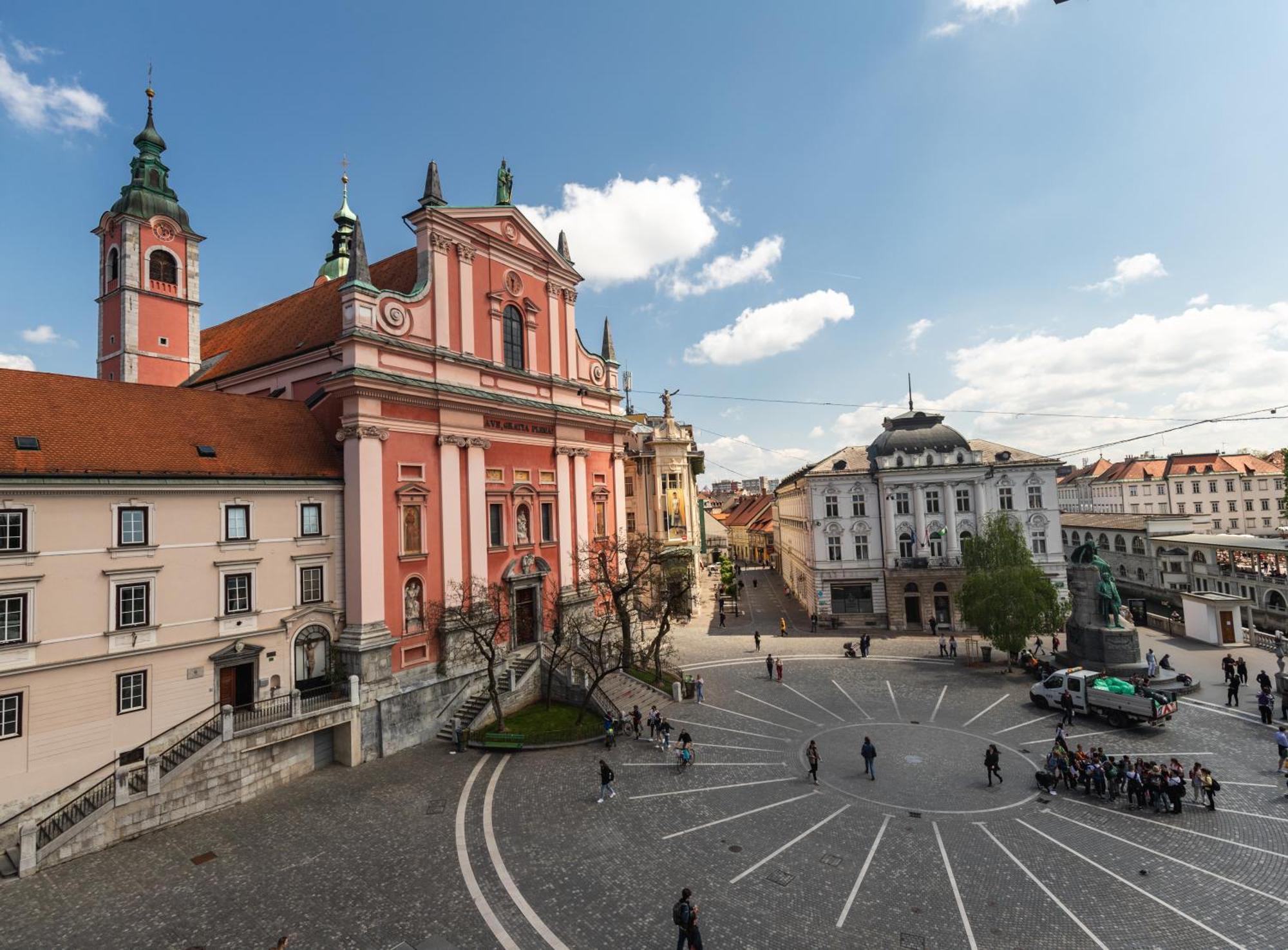 Triple Bridge Ljubljana Liubliana Exterior foto