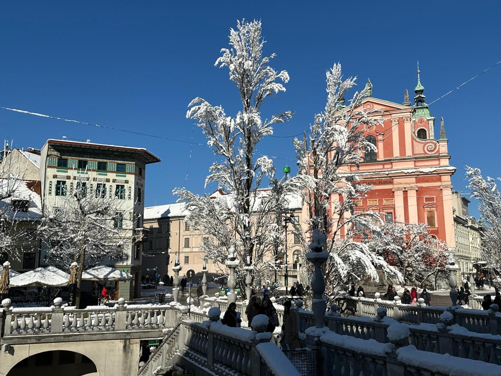 Triple Bridge Ljubljana Liubliana Exterior foto