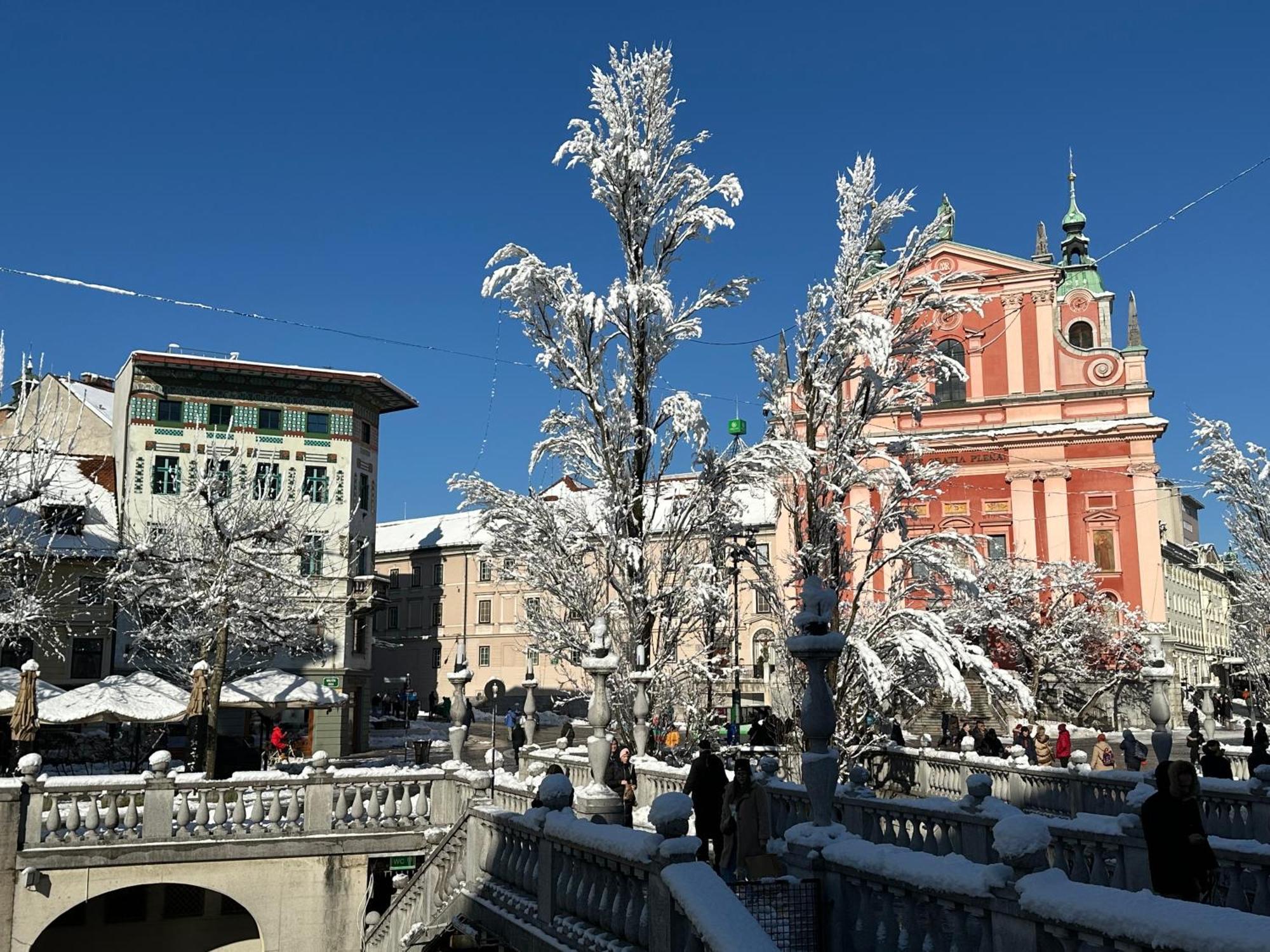 Triple Bridge Ljubljana Liubliana Exterior foto